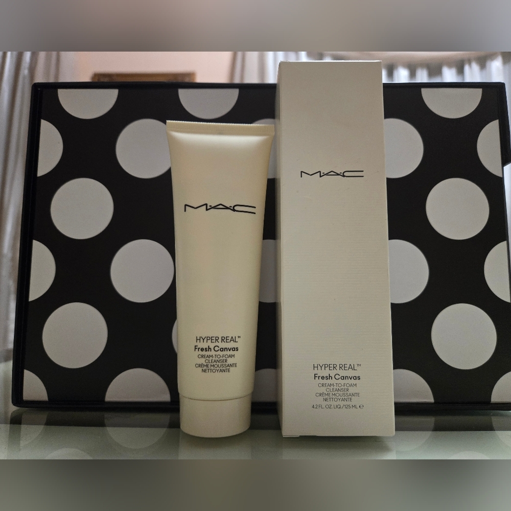 ✨️M.A.C Cleanser✨️